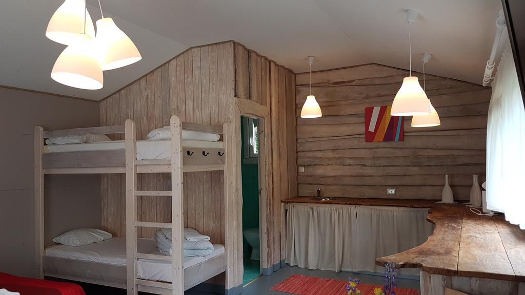 Viesu Nams Vecmuiza Hotel Tuja Luaran gambar